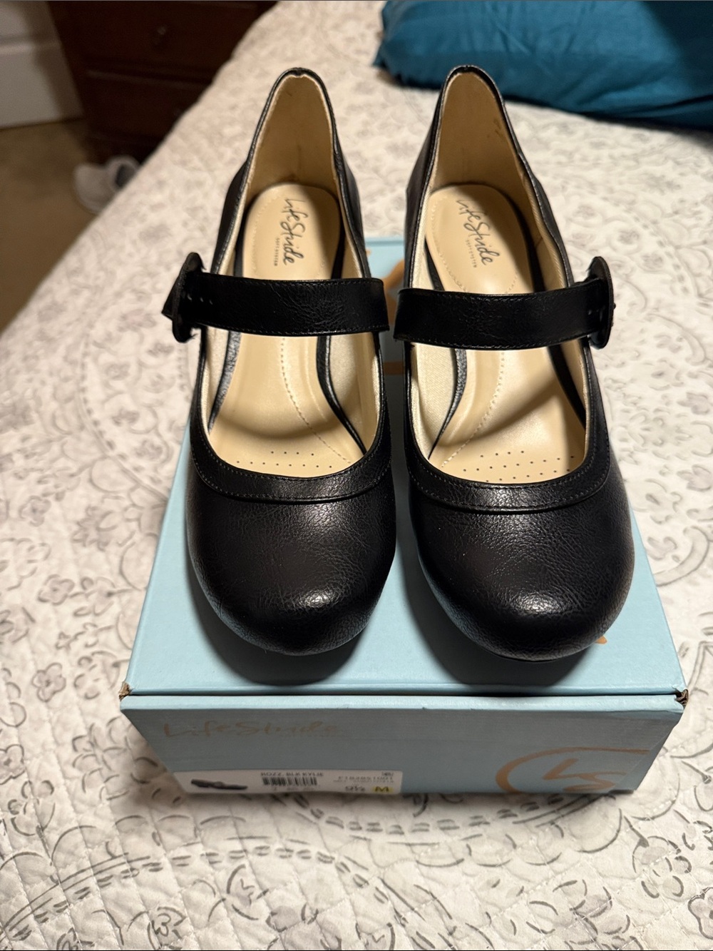 Life Stride Black Mary Jane Comfort Heels